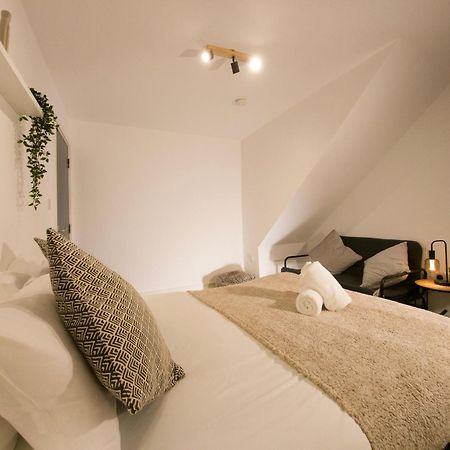 Plenty Of Parking Available; 3 Bedroom Apartment By Property Promise Cardiff Exterior photo